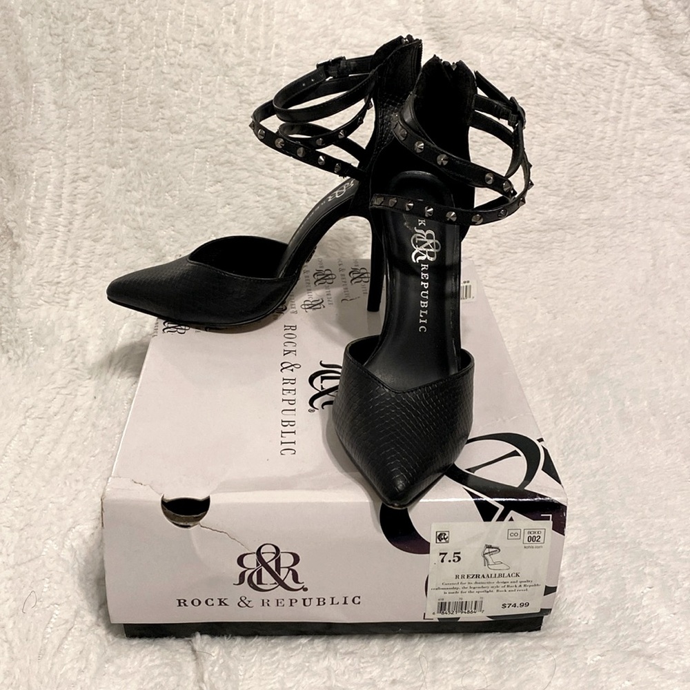 Rock & Republic Black Sexy Strappy Studded Snakeskin Heels